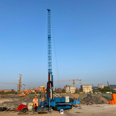 小高架履带高压旋喷桩机 液压传动 性能稳定的锚固旋喷钻机