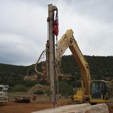 定制60挖机改钻机 小挖机也可改装打孔机 液压挖改钻机厂家