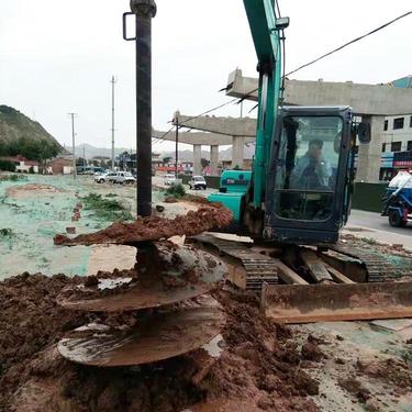 聚仁 螺旋钻机 液压动力头螺旋打桩机 地基螺旋钻