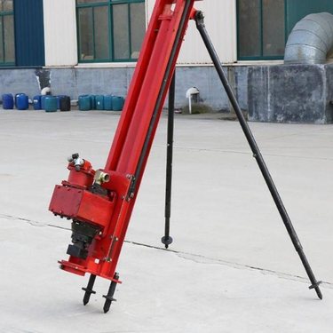 四川绵阳 全液压支架式潜孔钻机 山东日照 液压打孔机