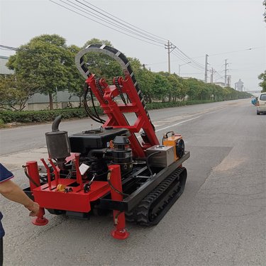 履带液压光伏潜孔钻机 雷力LLV820 常柴发动机打桩钻孔快 山地打石头