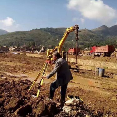 程煤 长螺旋打桩机 地表勘探螺旋钻机 液压夯扩桩机