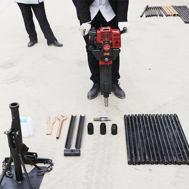 30米轻便立式背包钻机便捷式取样钻机小型地质勘探岩石取芯机
