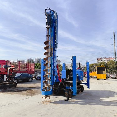 大口径液压光伏打桩机 102兵团专用螺旋钻孔机 沙漠螺旋钻机