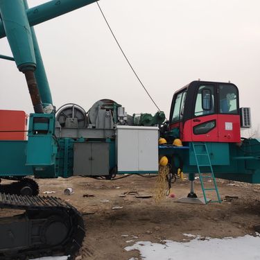 自行走螺旋钻孔机 履带光伏液压打桩机 钢管地铁基础桩钻机