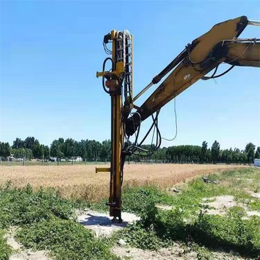 挖机改装钻机 液压螺旋钻机 钩机带的打孔机 实地考察